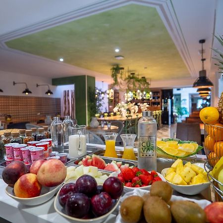 Hotel Cuevas - Adults Only サンティリャーナ・デル・マル エクステリア 写真